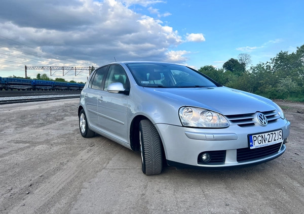 Volkswagen Golf cena 13300 przebieg: 306000, rok produkcji 2006 z Łosice małe 154